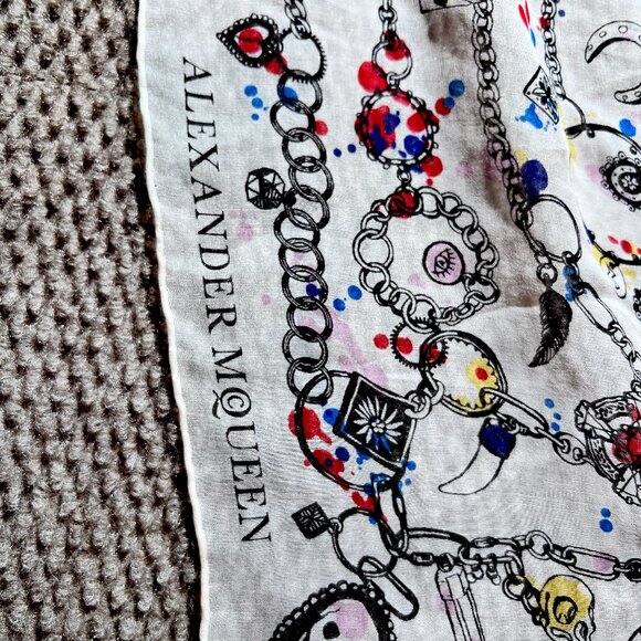 Alexander McQueen Lg Square Silk Charm Bracelet Shawl/Scarf Cream/Blk./Red/Blue - Picture 11 of 13